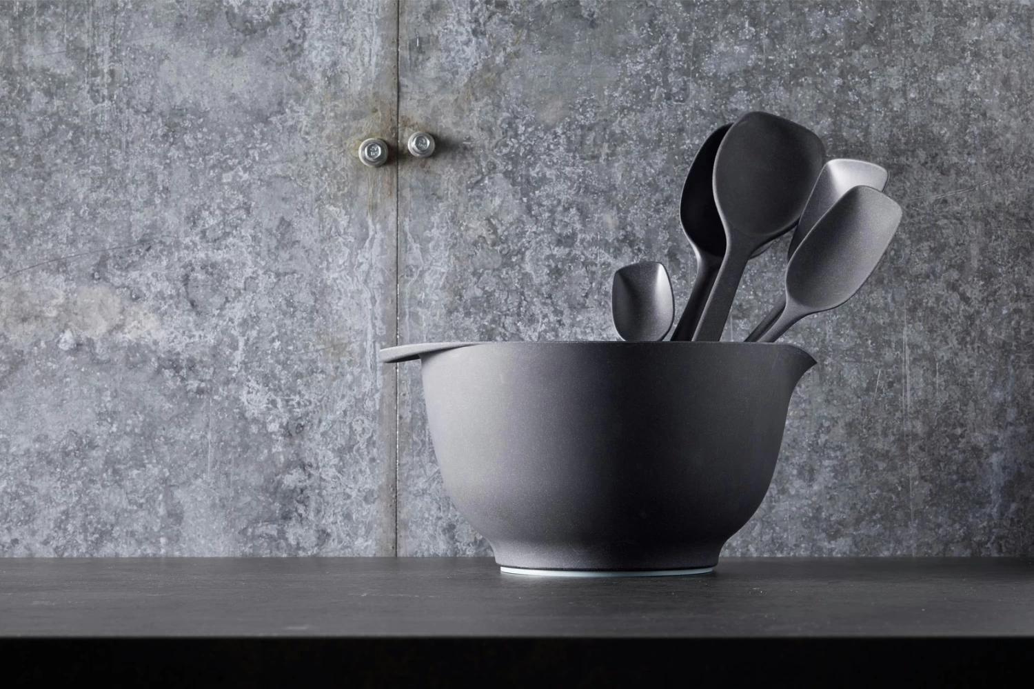 Rosti Margrethe Schüssel 4.0 L, Pebble Schwarz 2 Rosti Margrethe Schüssel 4.0 L, Pebble Schwarz – Bild 2