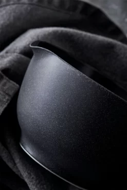 Rosti Margrethe Schüssel 3.0 L, Pebble Schwarz -Pfannen - Töpfe Store rosti margrethe schussel pebble schwarz 4 2